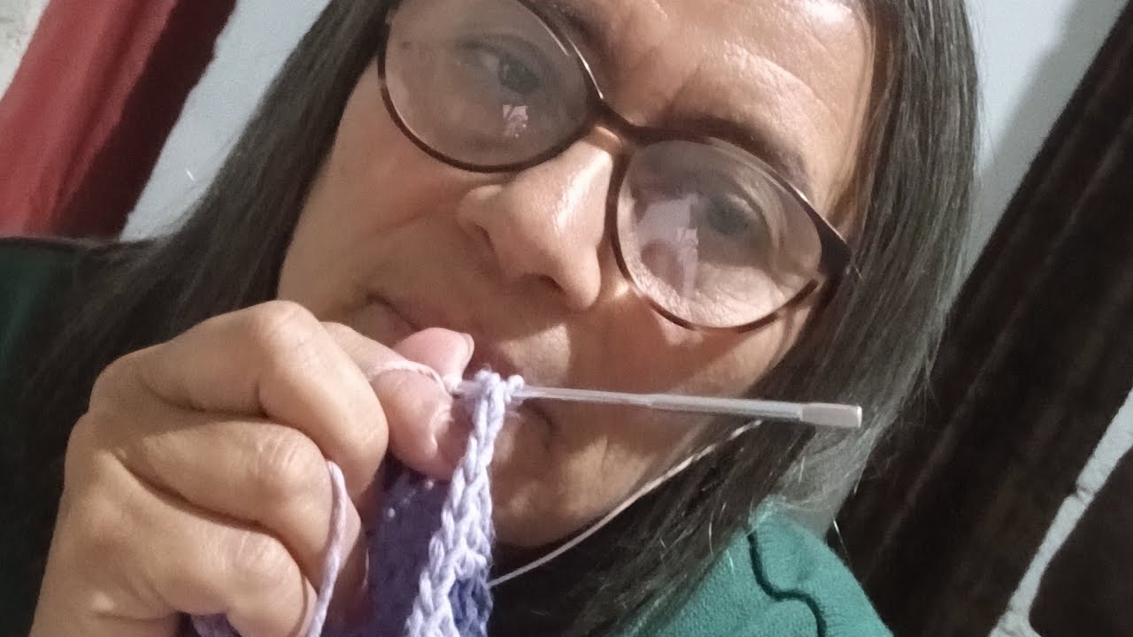 Cantinho da Leusa está ao vivo vemparalive conversar e  crochetar