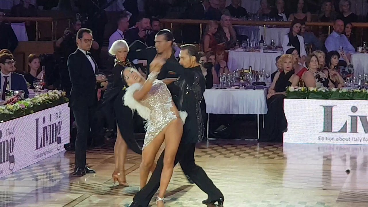 Vitalii Sevastianov  & Angelique Meyer Paso 1/4 World Cup Professional Latin