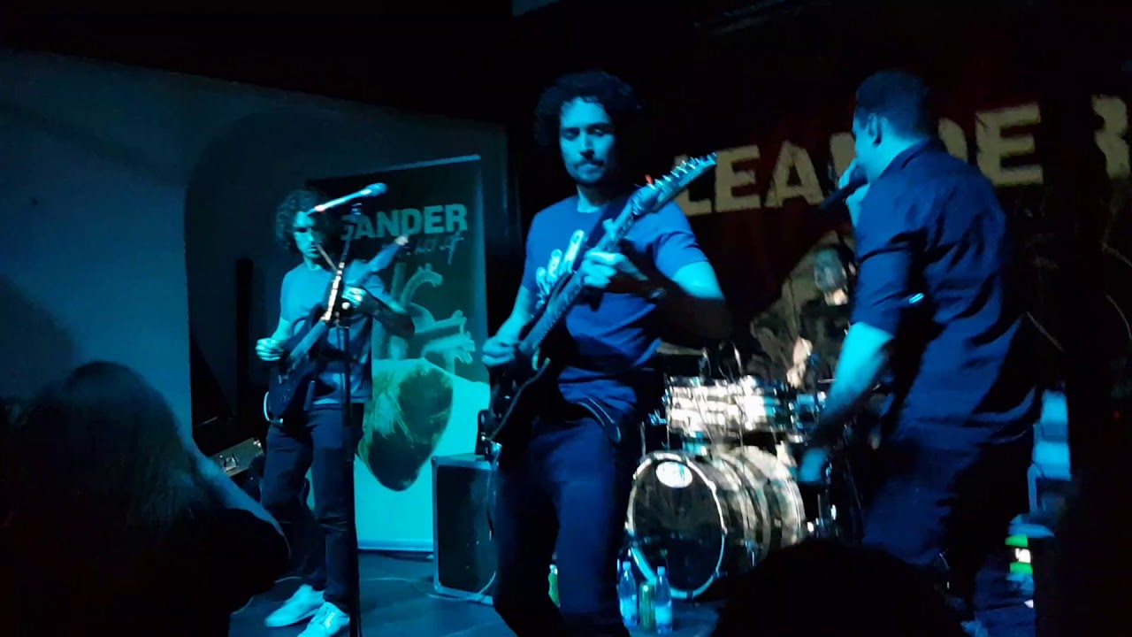 Leander Kills-Egy h&oacute;napja nem l&aacute;ttalak,Vigyetek k&oacute;rh&aacute;zba (2017.10.29. Győr R&oacute;mer H&aacute;z)