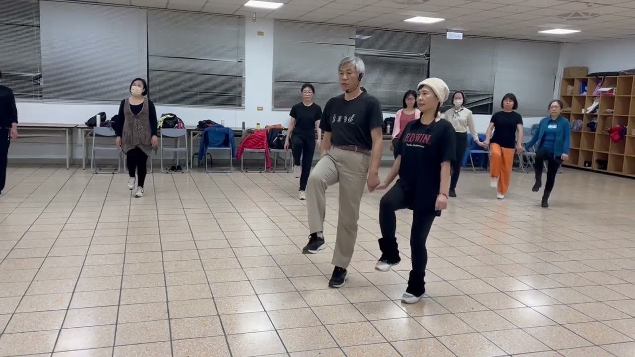 Debka Dor דבקה דור 杜亞狄布開 ( 以 Israeli circle ) Choreographer: Moshiko Itzchak Halevi 以歐土風舞班