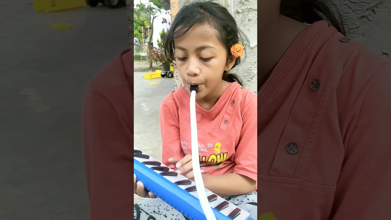 MOZHA DAN PIANIKANYA#PINTAR#HOBI MUSIK#SHORTS