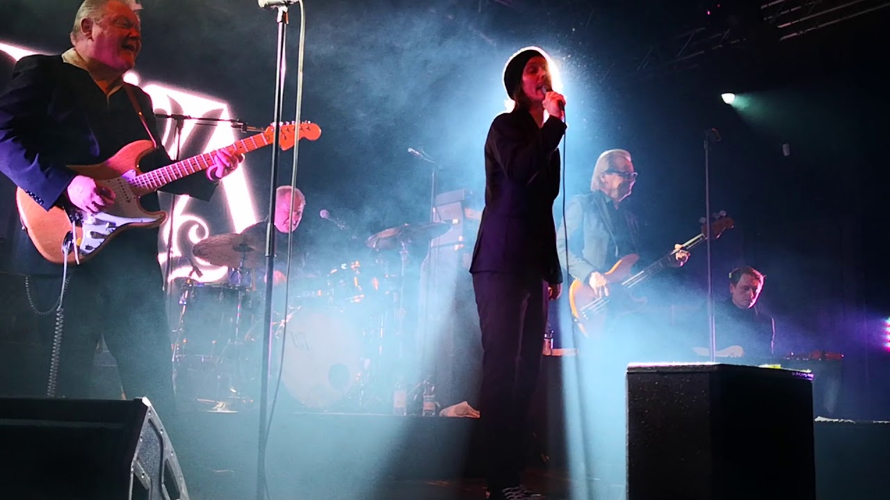 Ville Valo & Agents - Nuori rakkaus - Hullu Poro Areena 2019, Levi Finland