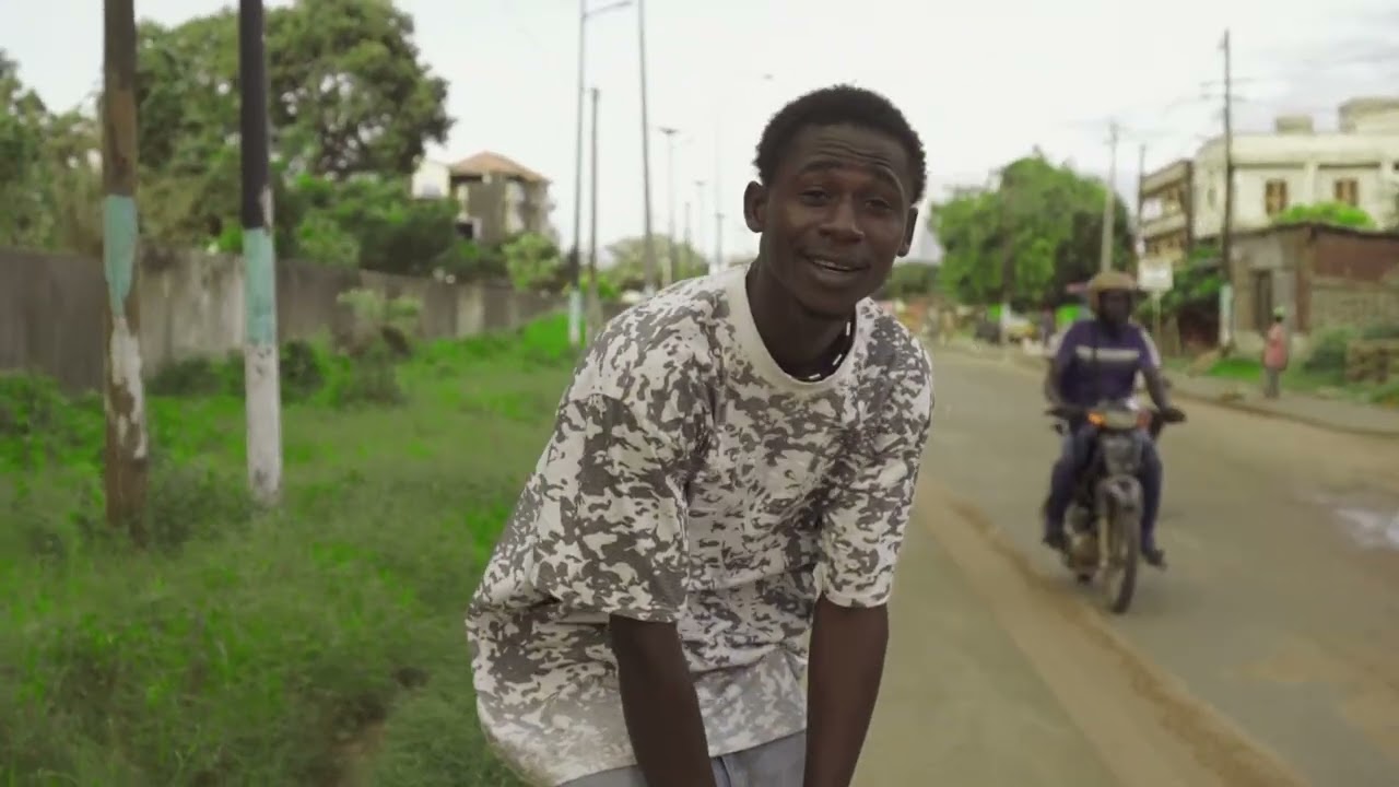 Gene P Max ( Rap Bou Bakh Bi ) clip officiel