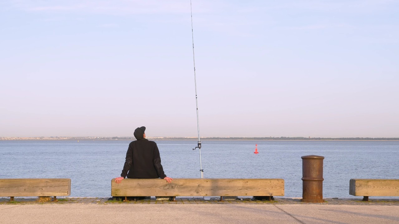 Fishing for croaker (Braço de Prata, Lisboa)