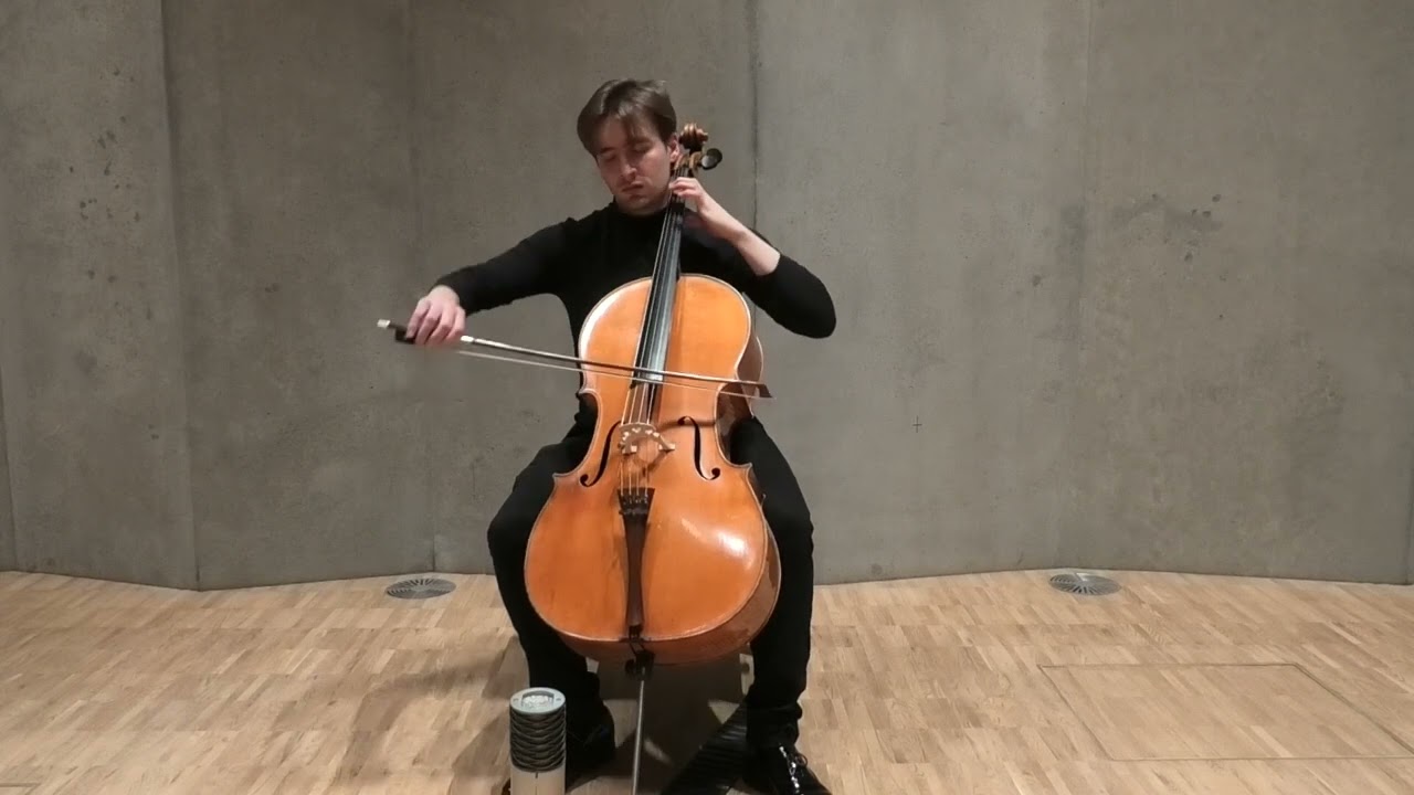 Luca Giovannini 5 Johann Sebastian Bach:Suite for Cello Solo No. 6 in D major, BWV 1012Prelude
