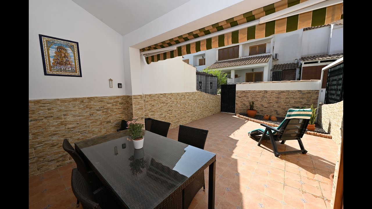 Charming terraced Townhouse in Don Pueblo I