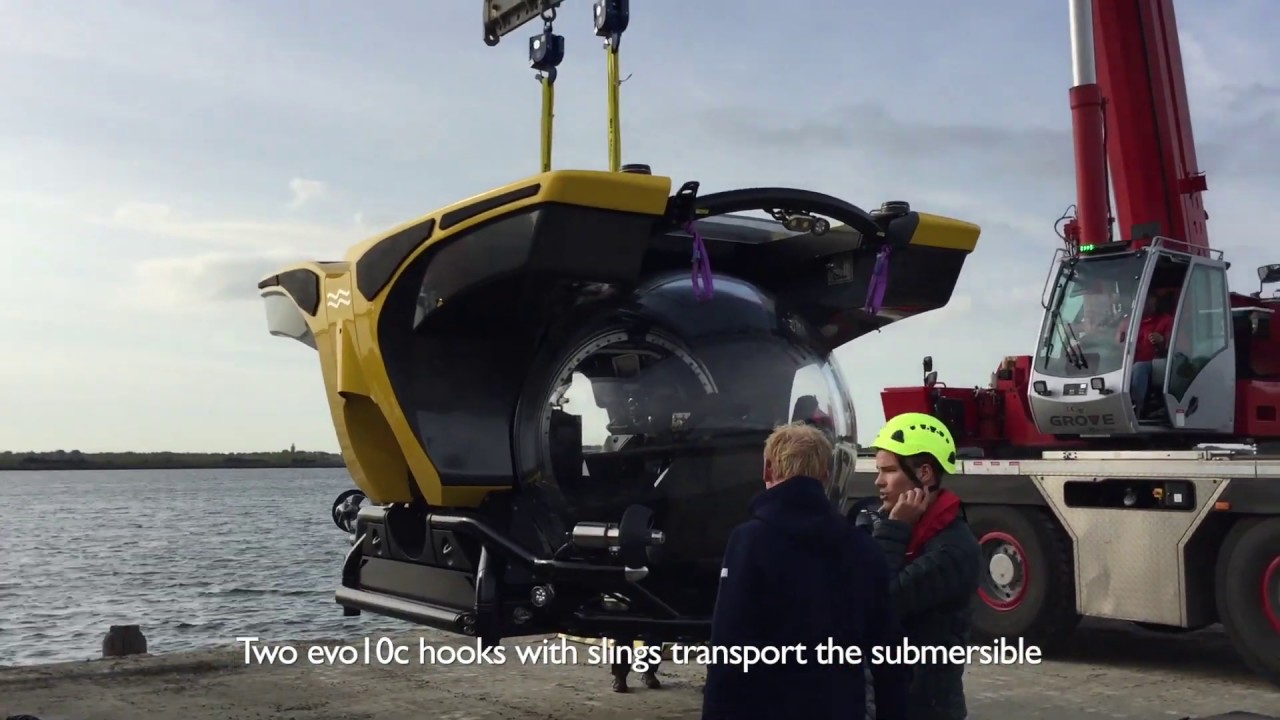 evo10c Automatic Hooks with Slings and Submarine Vehicle | Smart Lifting Solutions | Elebia