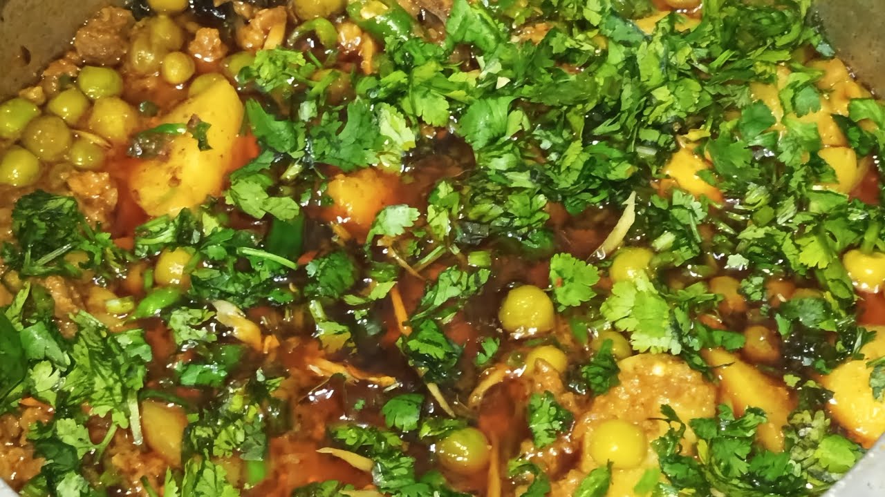 Chatpati masaledaar Aloo matar keema recipe |👌