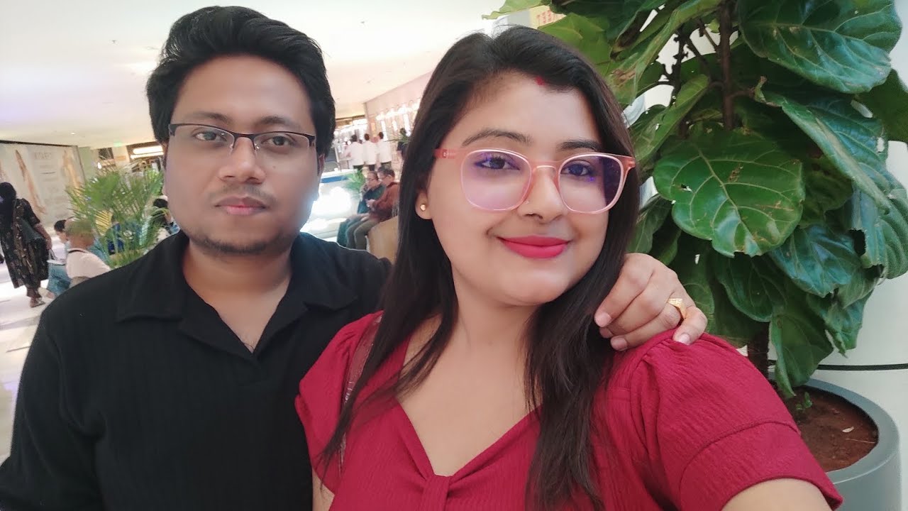 প্রথমবার আমরা একসাথে movie 🎥🍿 দেখতে গেলাম 😍