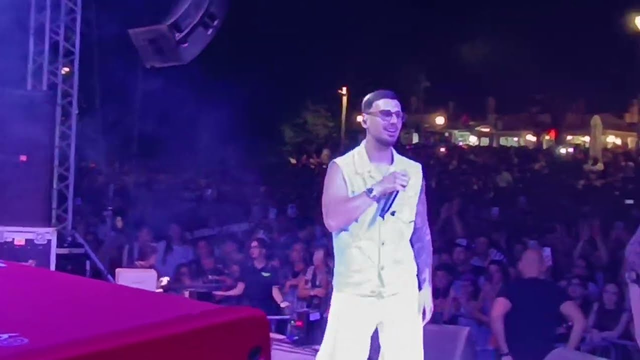 ANGELO FAMAO "Live" - Omaggio ai classici Napoletani