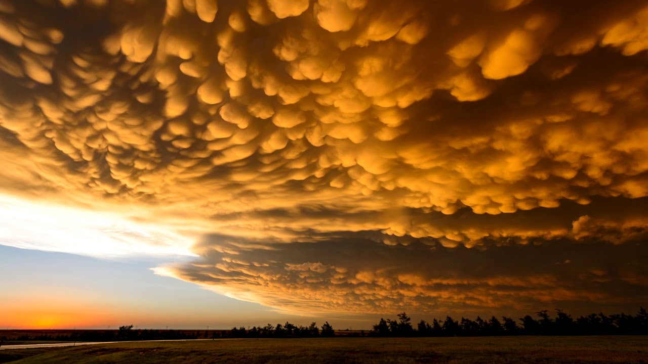 [4K] Incredible mammatus cloud timelapse - StormLapse