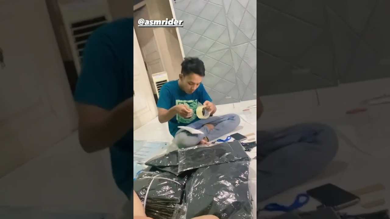 @AsmRider live Tik Tok Sambil Ngepacking Orderan Hoodie Terbarunya #asmrider #shorts #livetiktok