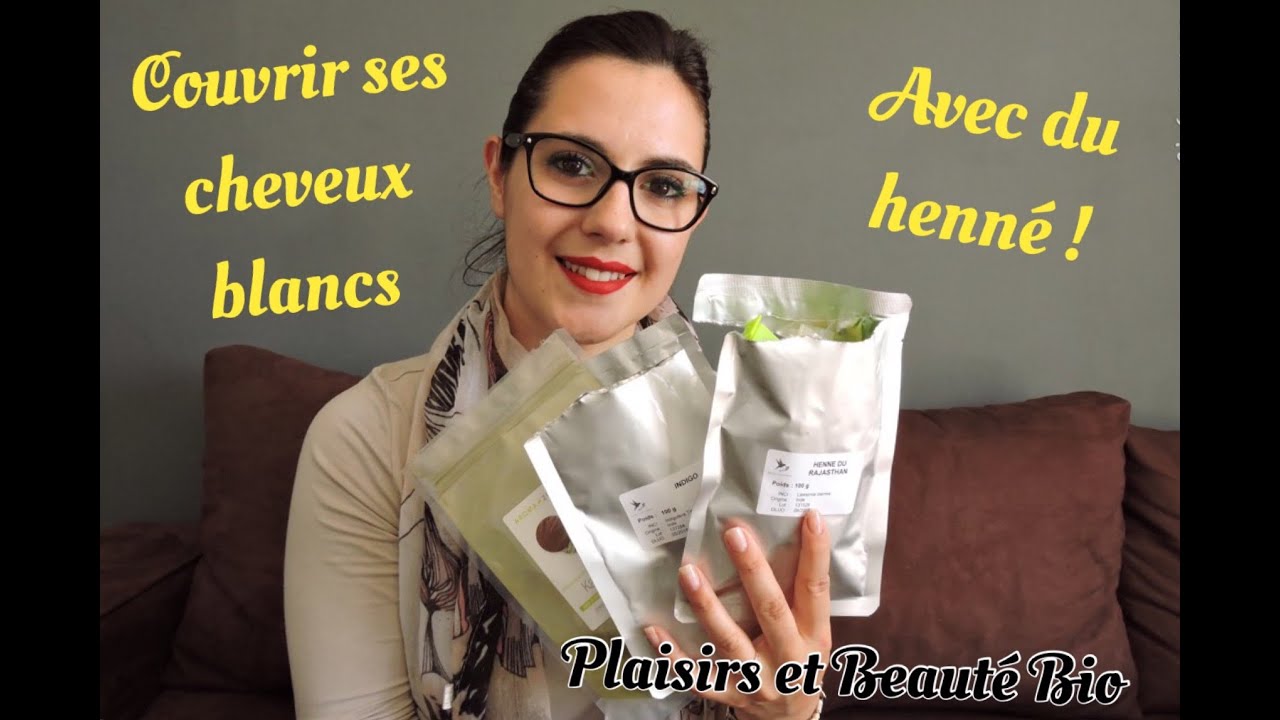 Couvrir ses cheveux blancs avec du henné