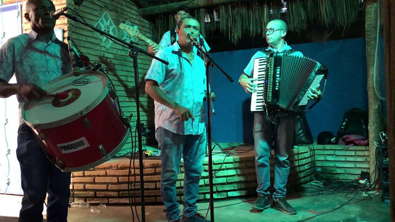 Rogério Nicácio & Trio Xodó Beleza no Restaurante Mamo na Praia do Francês.