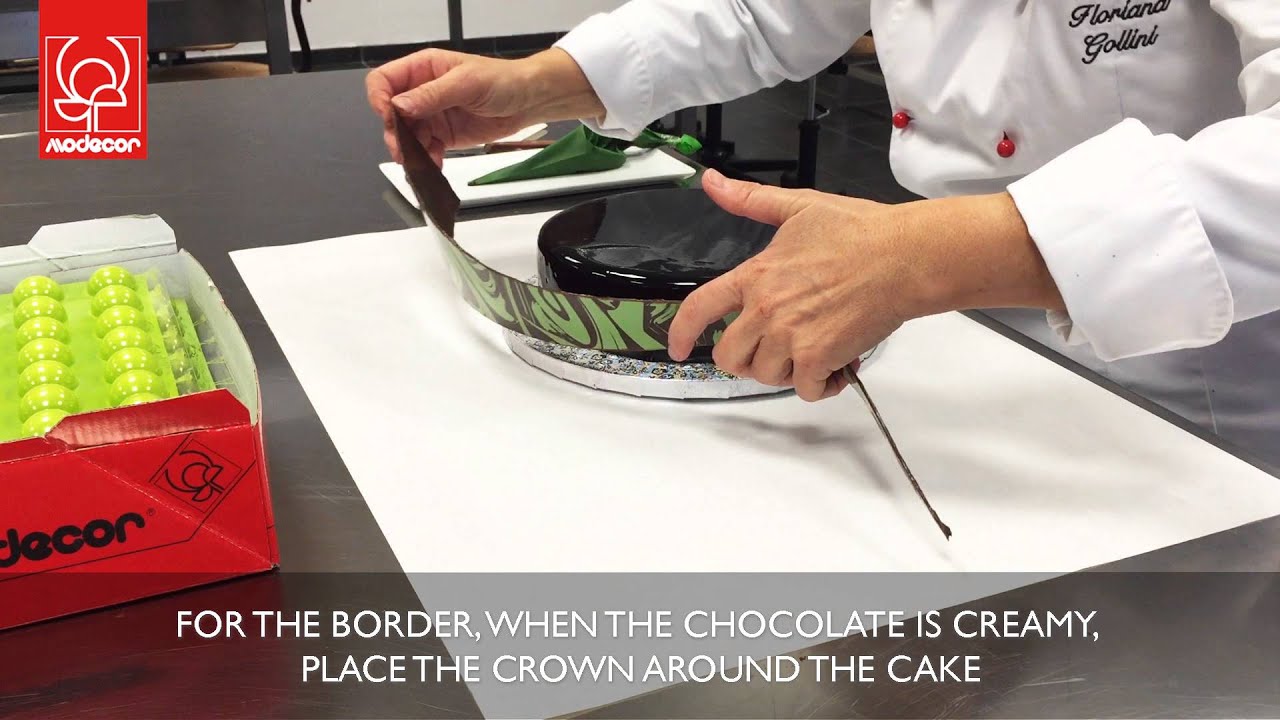 The Crowns: transfer sheets for white and dark chocolate