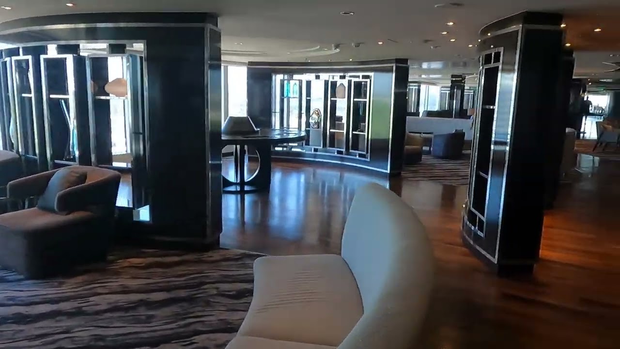 NCL Bliss - Tour - Deck 15 ObservationLounge