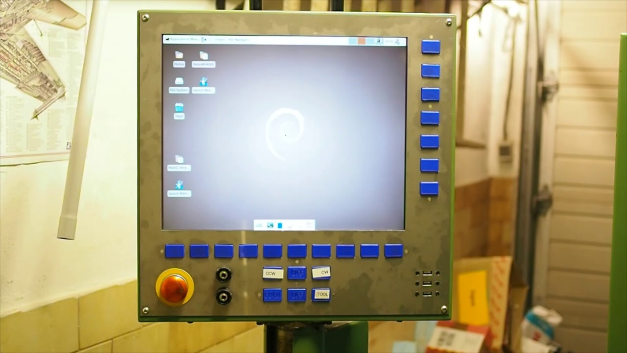 Starting and shutting down the Maho MH400E converted to LinuxCNC