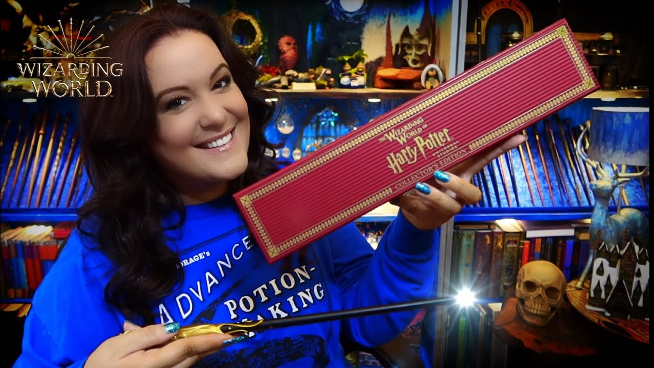 WIZARDING WORLD UNIVERSAL ORLANDO INTERACTIVE COLLECTORS WAND 2022 UNBOXING | VICTORIA MACLEAN