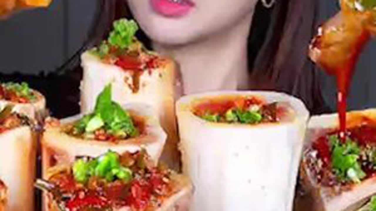 牛骨髓#dou上热门 #韩国吃货主播 #深夜放毒系列之让你饿的睡不着 #美食搬运工 #妈呀太香了