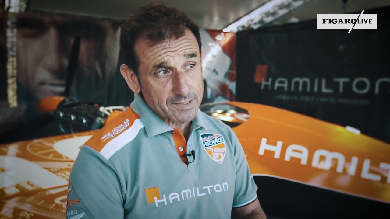 Nicolas Ivanoff, 50 ans, pilote français de l'extrême à la Red Bull Air Race