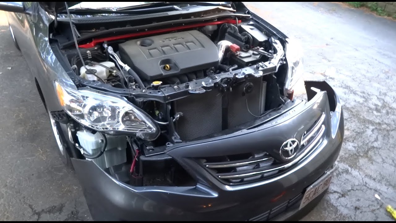 Как снять передний бампер на Toyota Corolla 2009-2013 годов