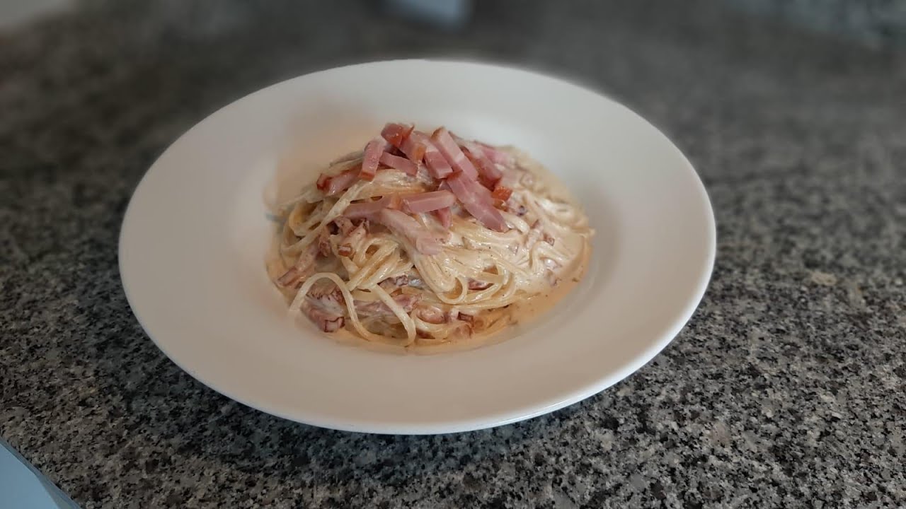 Como hacer unos espaguetis carbonara versión española