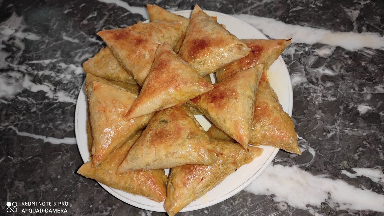 بريوات بالدجاج و الشعرية الصينية بطريقة بسيطة و لذاذ بزااااااف 😋