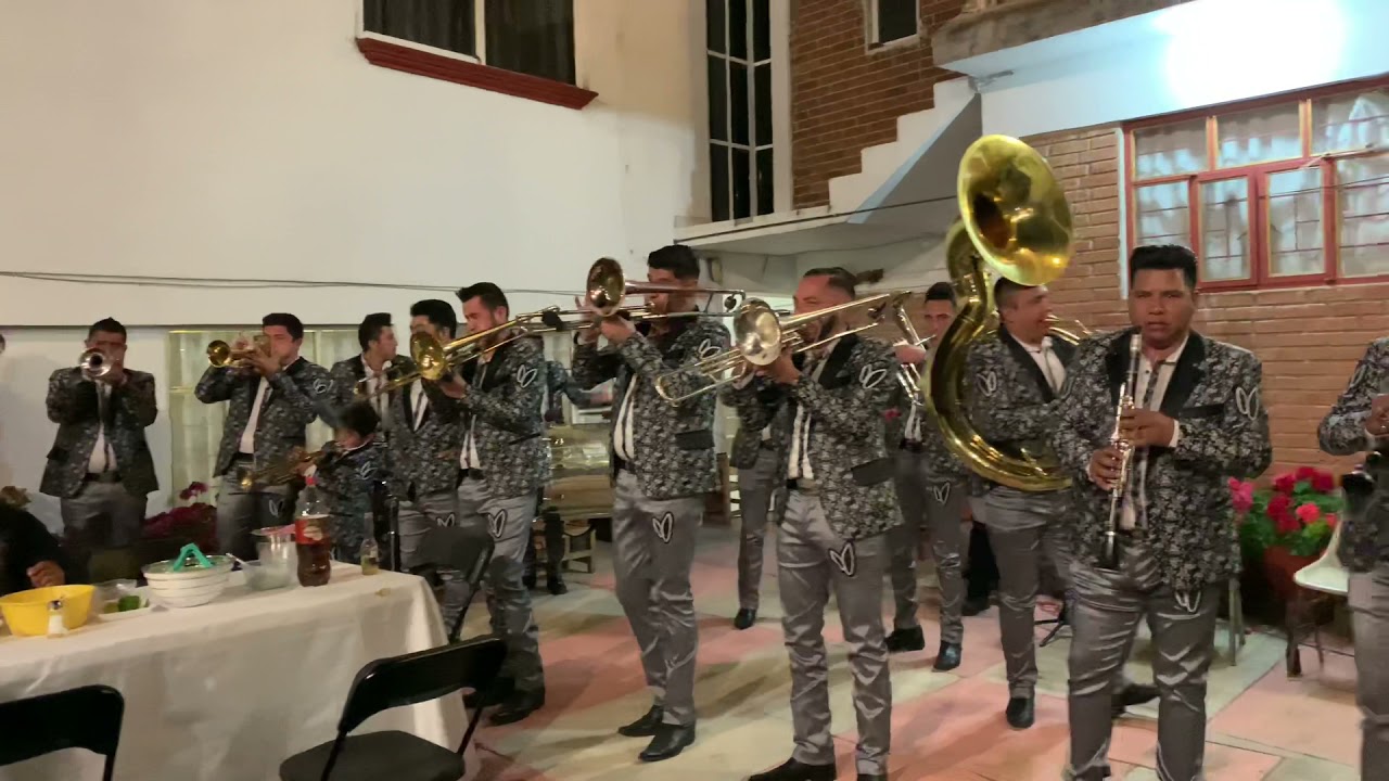 Las dos maestras Banda Monarca
