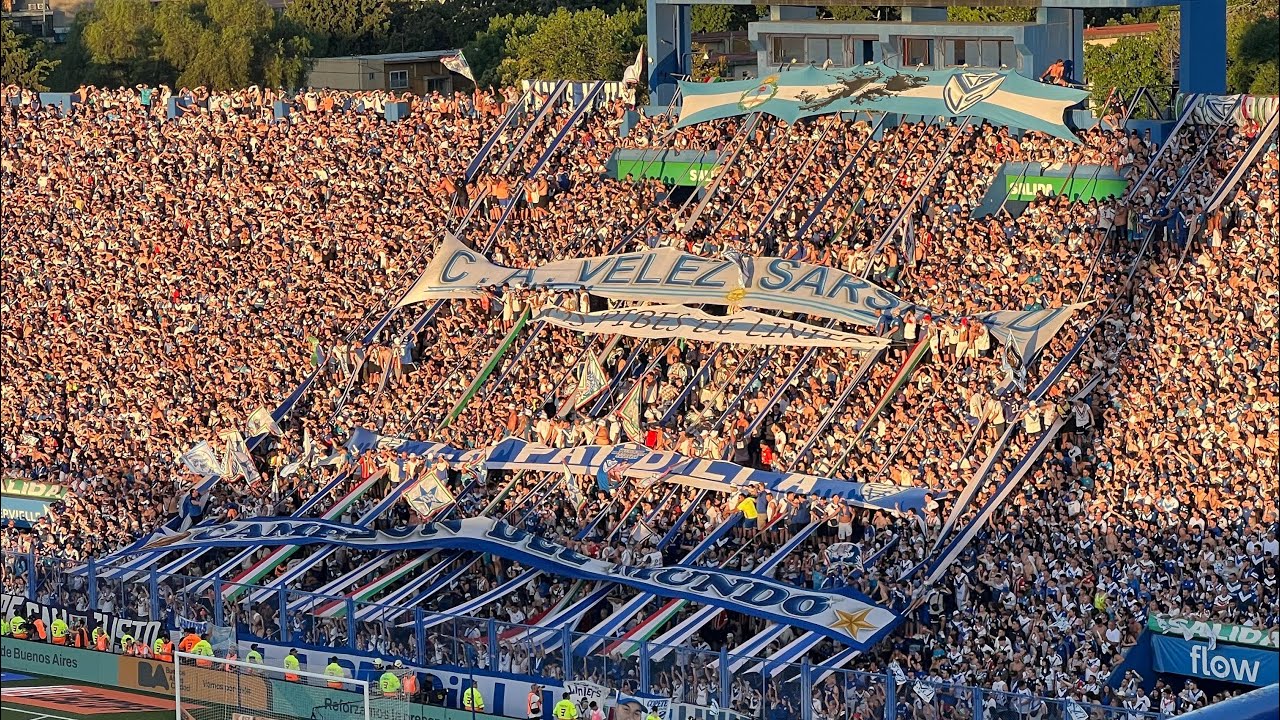 Estadio Jose Amalfitani 16/12/24 Velez campeon del torneo 💙🤍