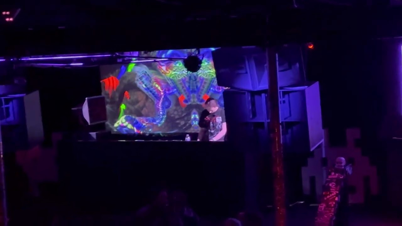 Langwidj @ Black Box w/Kinetiphos 2025 (4k)