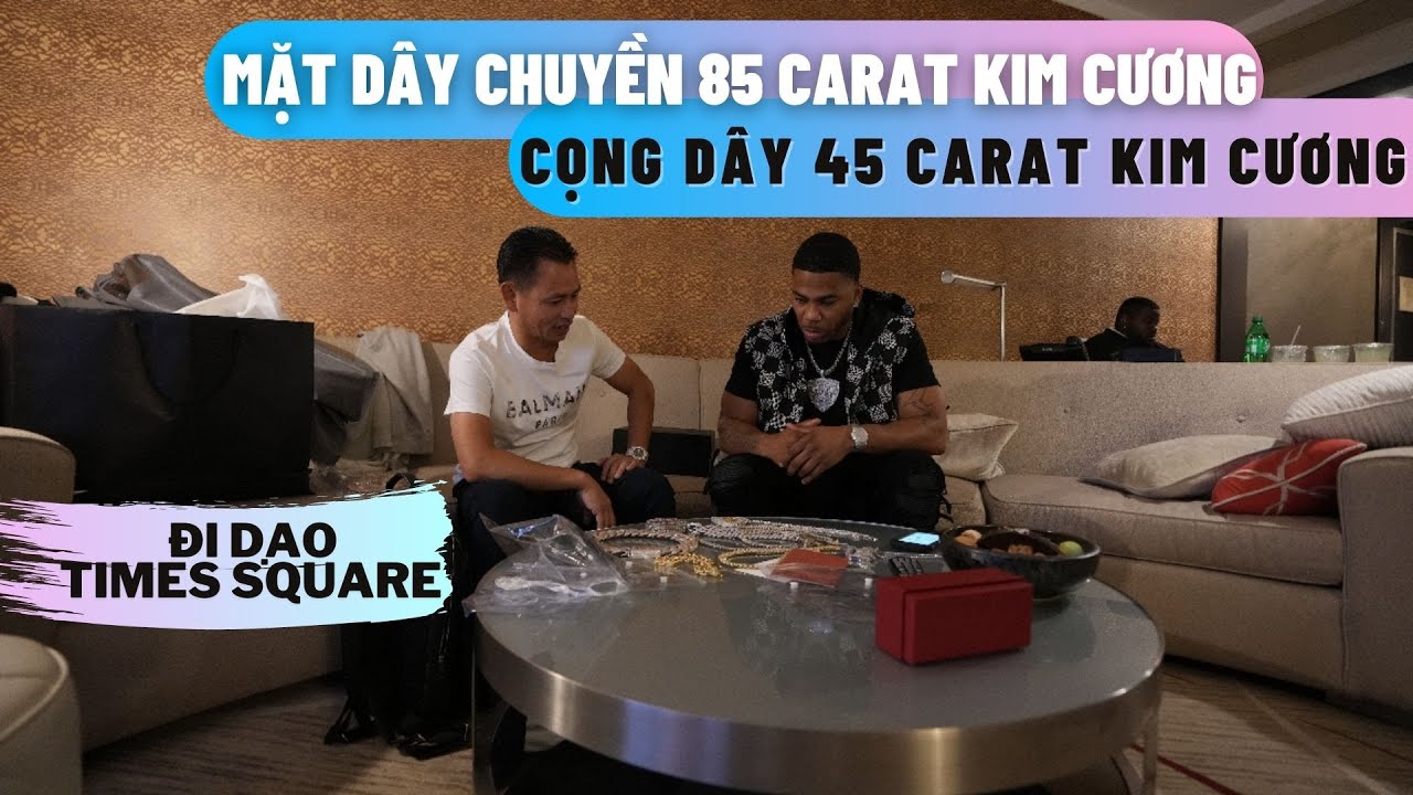Johnny Đặng bay qua New York giao dây chuyền cho Rapper Nelly & Đi dạo Times Square.