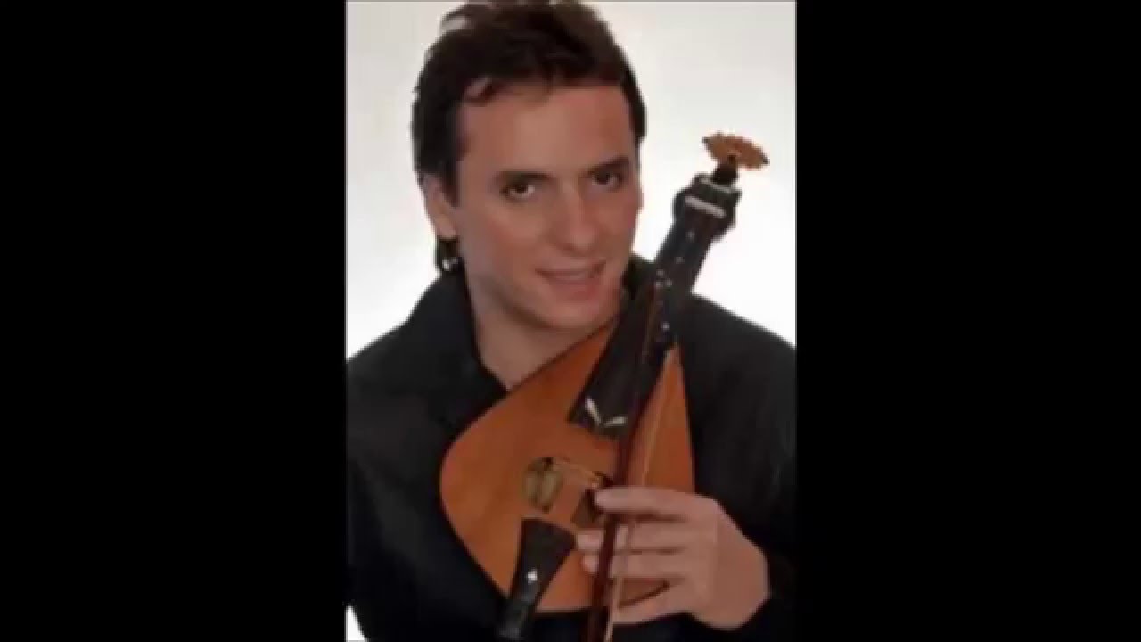 zervakis san eixes allon stin kardia