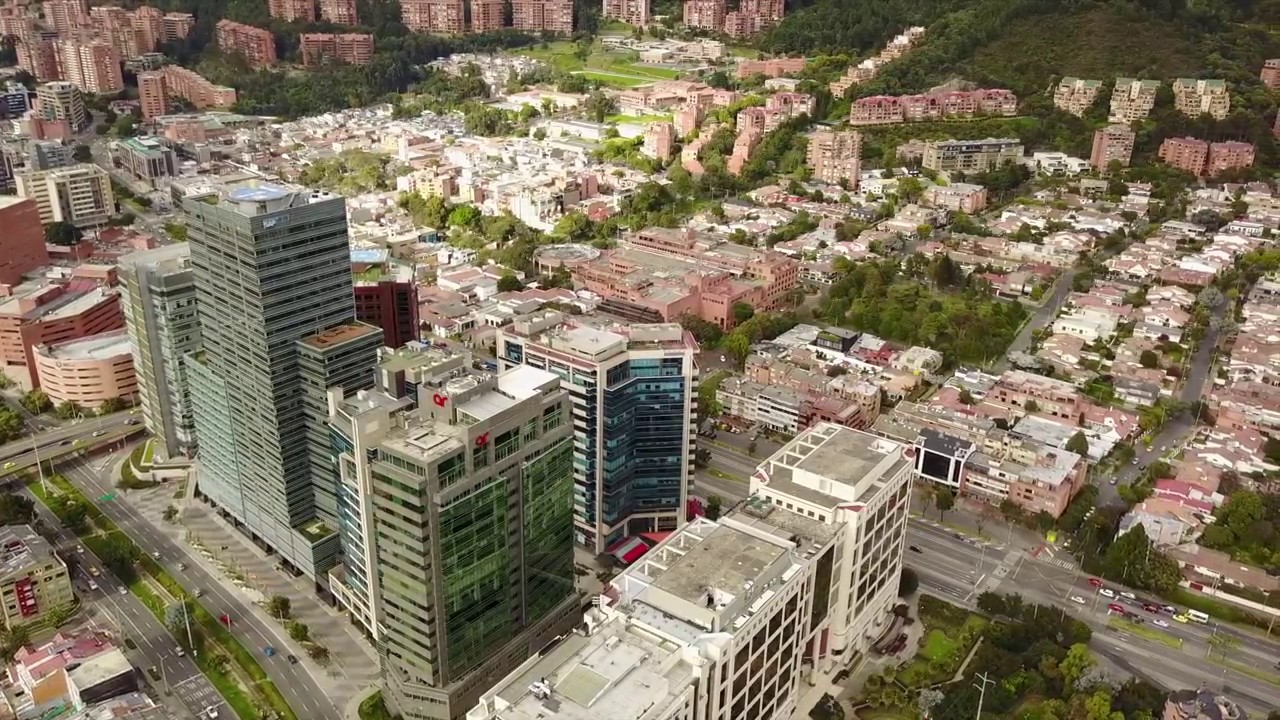 Mavic Pro - Centro Empresarial Calle 116 Bogotá
