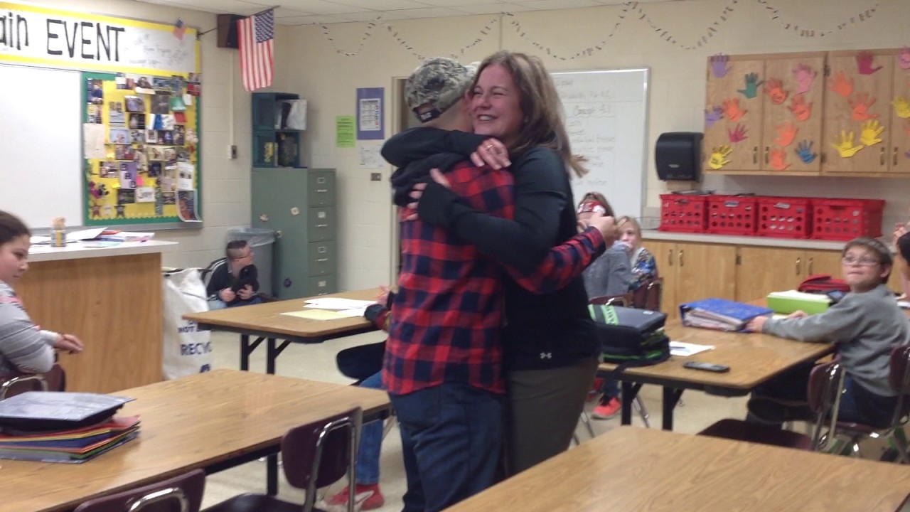 Son Surprised teacher! Army