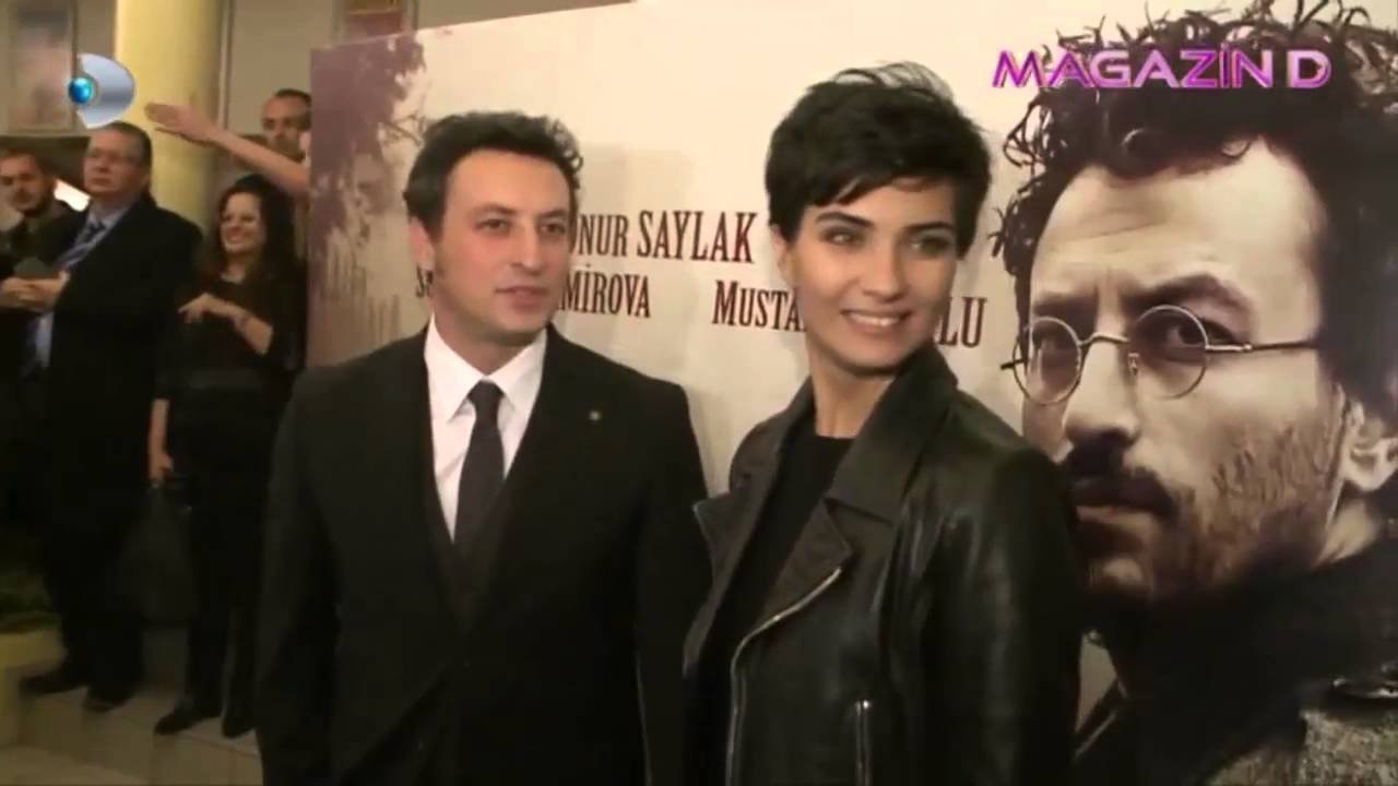 TUBA BUYUKUSTUN Rüzgarın Hatıraları Film Galası   Magazin D