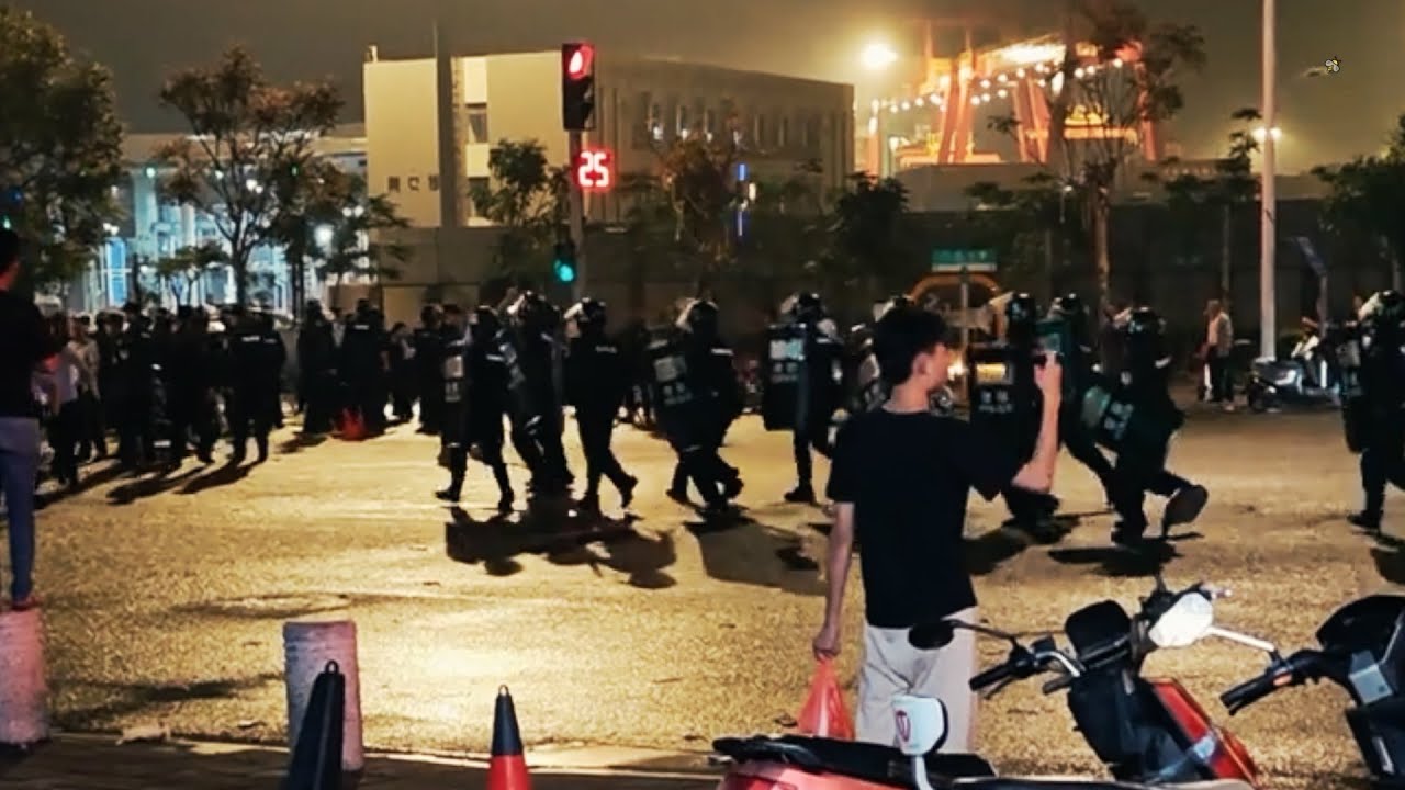 广东汕头：广澳村民堵路维权遭上百警察镇压（2025.05.07)