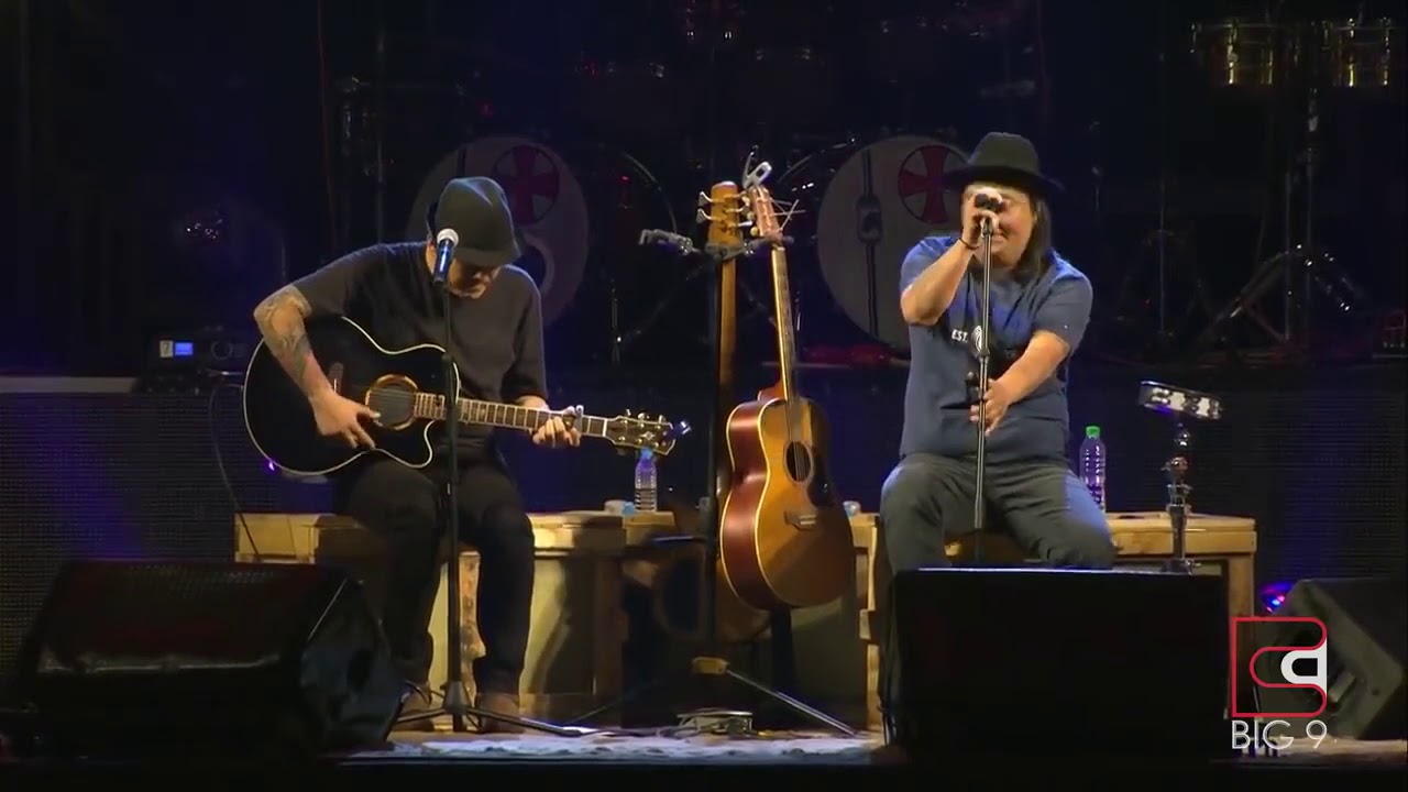 အငဲ - ထပ်မဝေးဘူး Iron Cross Lay Phyu vs Ahnge Live90