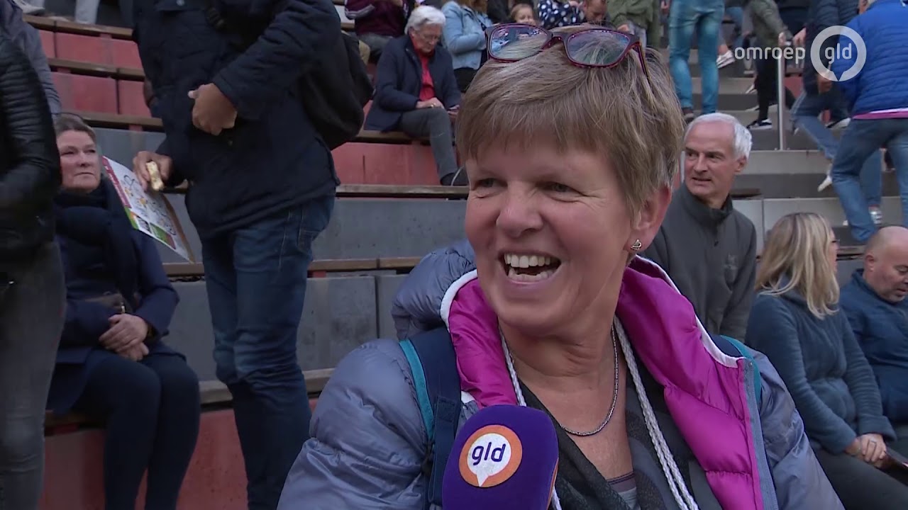Trouwe fans nemen afscheid van gorilla Jambo in de Apenheul