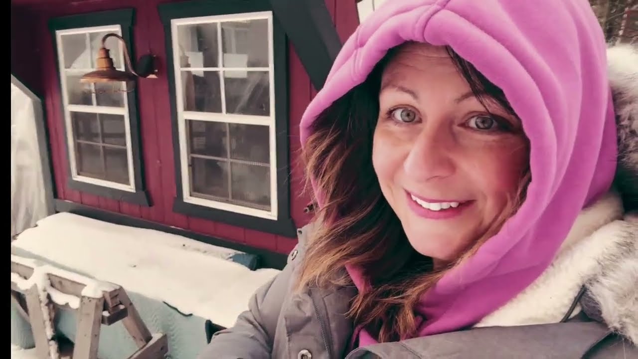 How to Keep Chickens Warm & Laying in Winter | Cold Climate Chicken Coop Setup