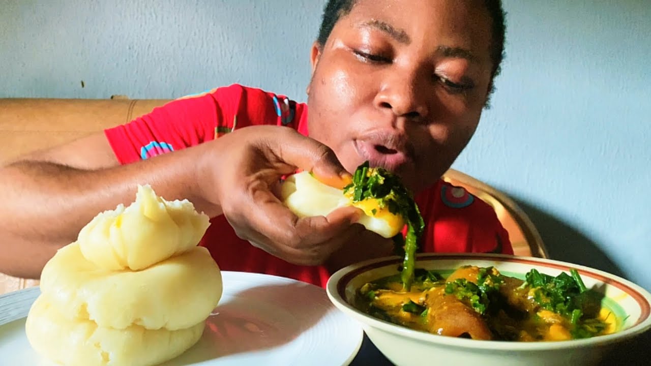 Pumpkin Vegetable Soup & Cow Skin Mukbang with Fufu 😳 | Nigerian Talking Eating Show