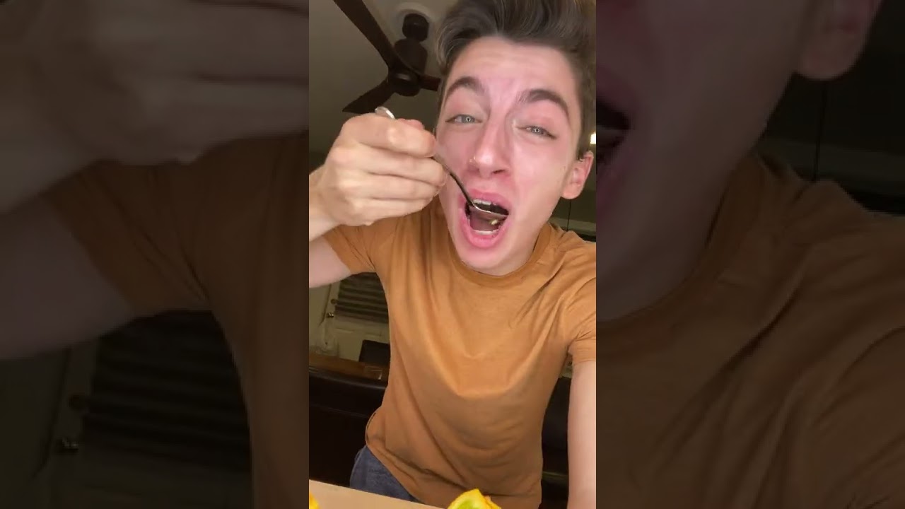 Дыня с шипами