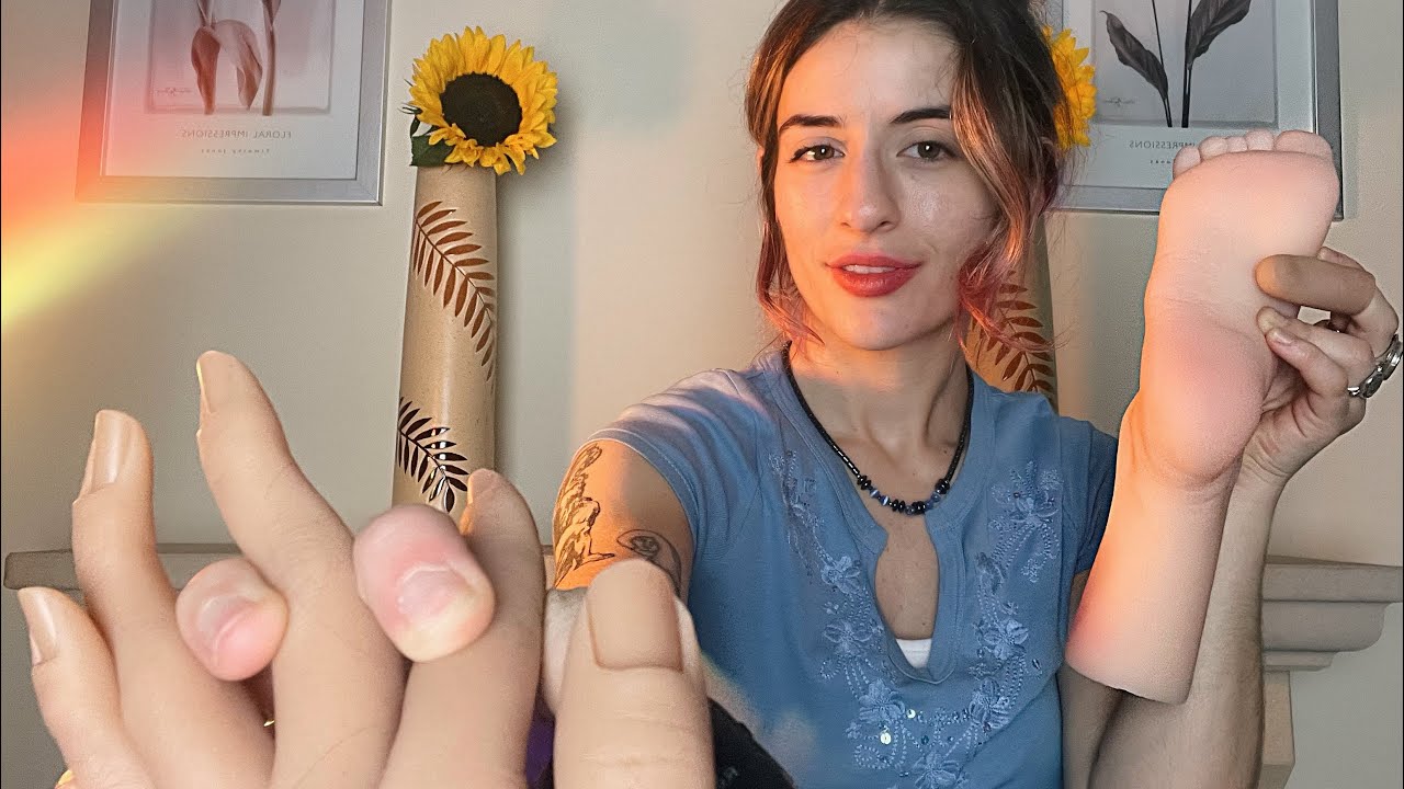 [ASMR] CHAOTIC ASMR - Feet Vs Hands