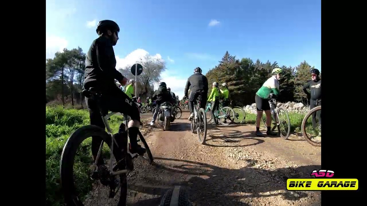 Prima cicloturistica gravel sui percorsi riqualificati dell'acquedotto pugliese