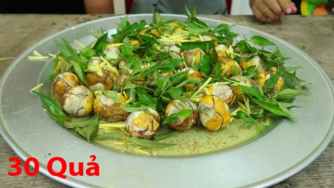 Hữu Bộ | Thử Thách Ăn Hết Mâm Trứng Vịt Lộn