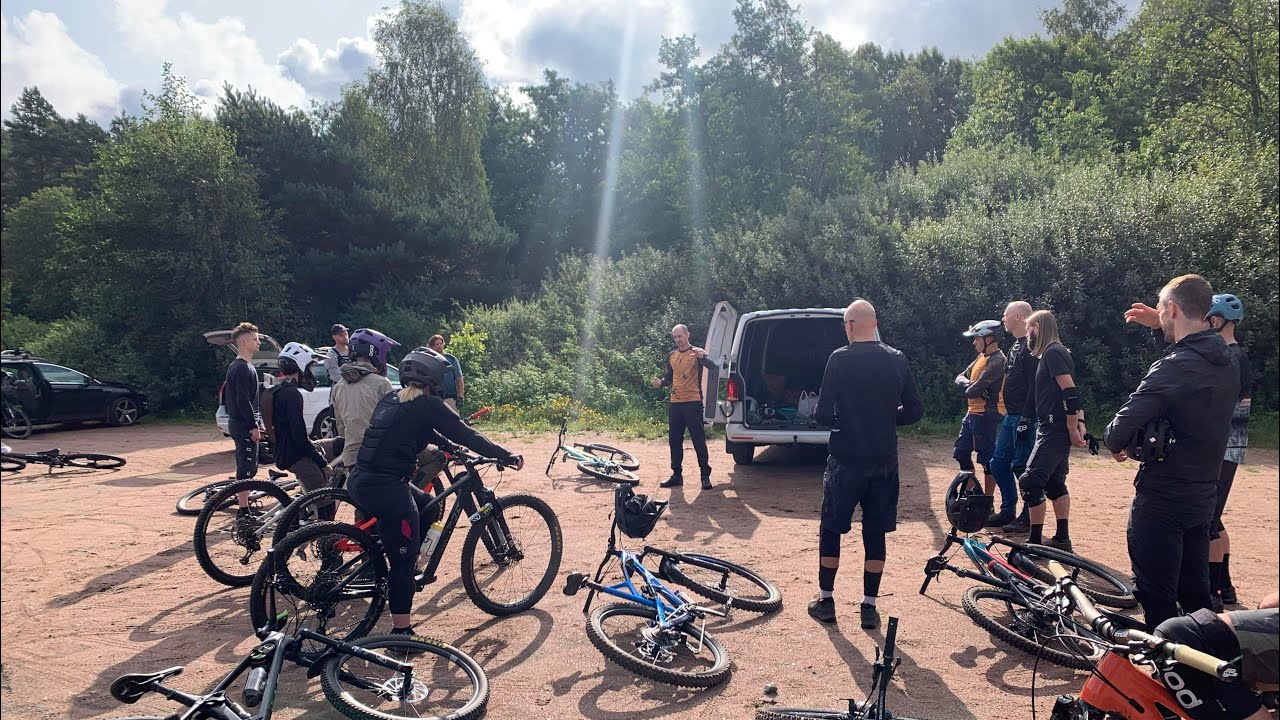 Svartvitt Enduro Torslanda 2023