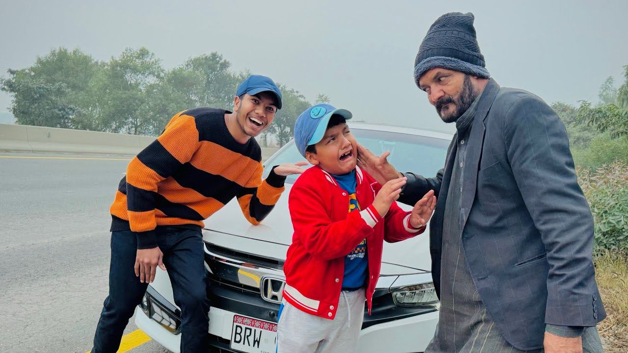 Ali ny papa ka mobile guma deya 😳 || papa sy Ali ko bht mar pari 🥺 || way to Lahore ||