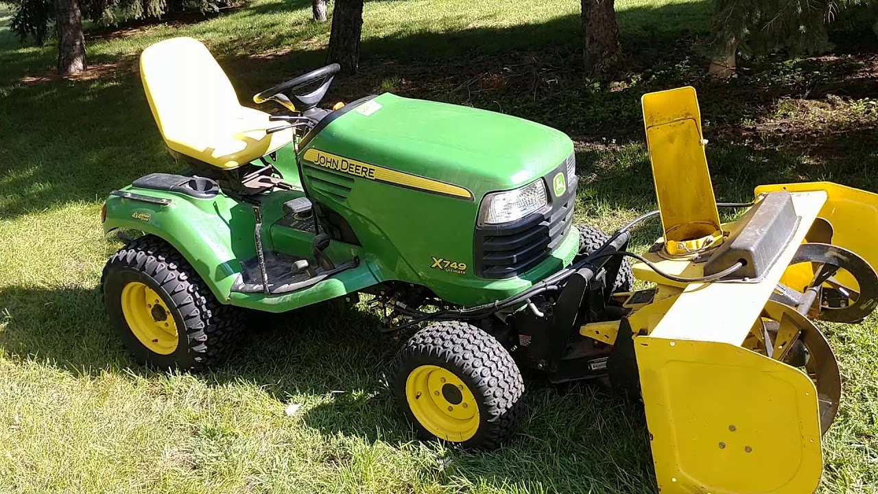 Lot 25a John Deere X749 Ultimate Diesel 4x4 all wheel steers. Christopherson Estate online auction