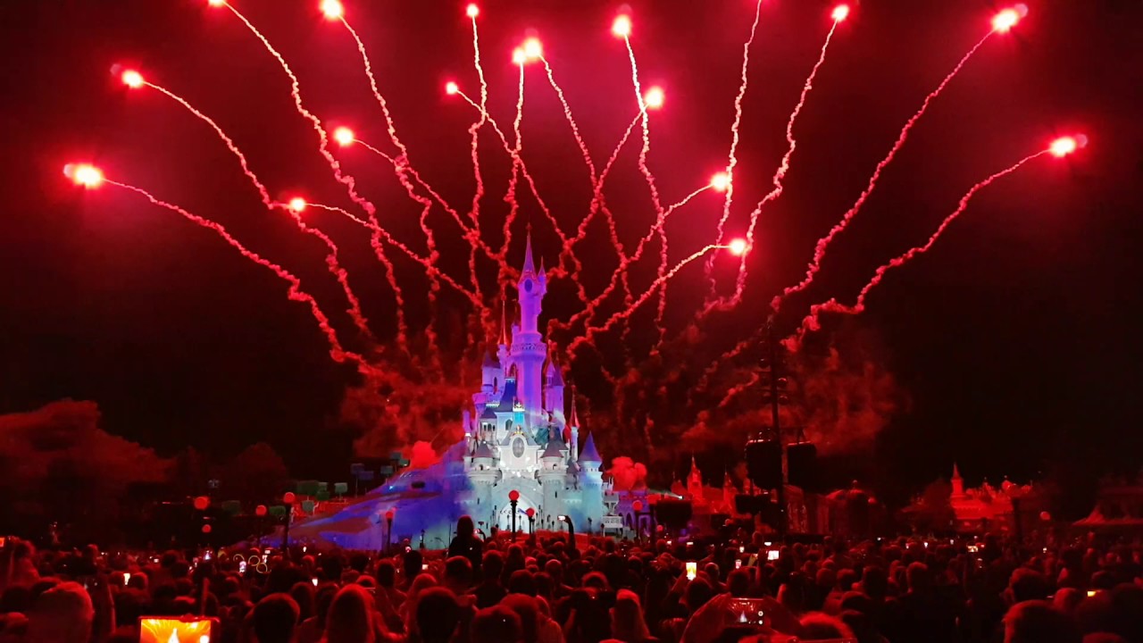 Disney Illuminations show — Disneyland Paris (11.07.2017)