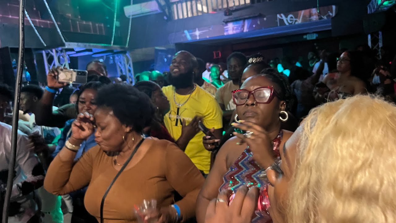 FRIZZ - REZILTA (LIVE) @NELLY’S NASSAU,BAHAMAS 4 JANVYE 2025.