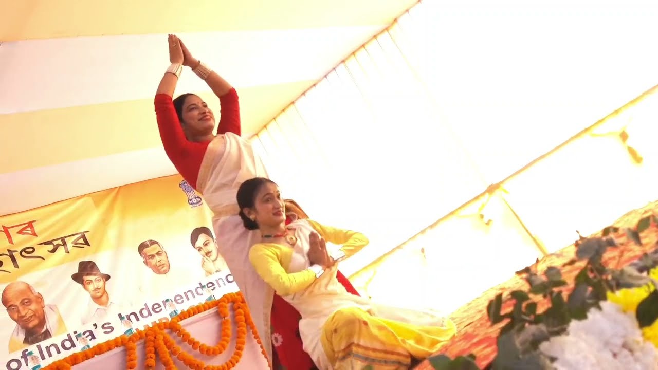 Godabari Noire গোদাবৰী নৈৰে Lata Mangeshkar||Dance||পৰিবেশন কৰিছে - Karabi Uzir & Sagarika Uzir|